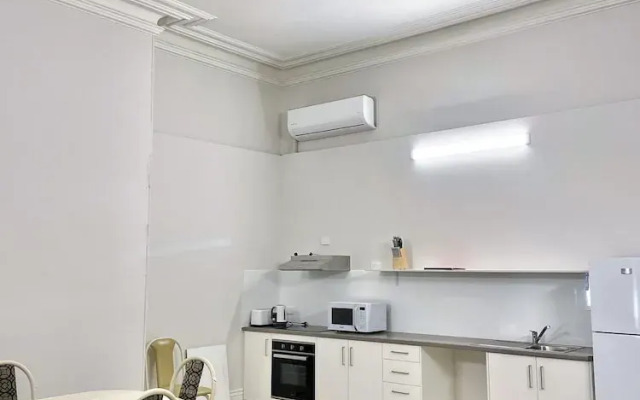 Seafield Tower Glenelg Apartment no 5