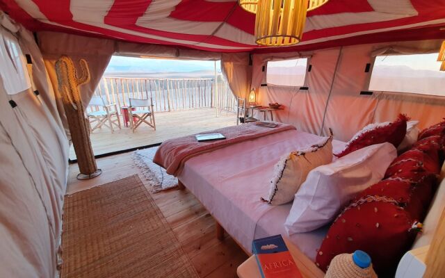 Nkhila Lodge - Agafay Luxury Tented Camp