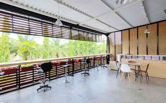 Narra Hotel Bandara Semarang