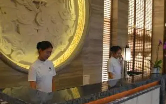 Rui Hong Hotel & Resort