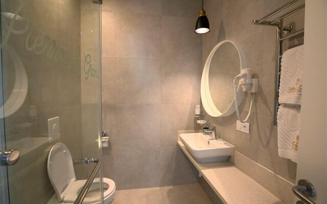 Пьер Ле Гранд