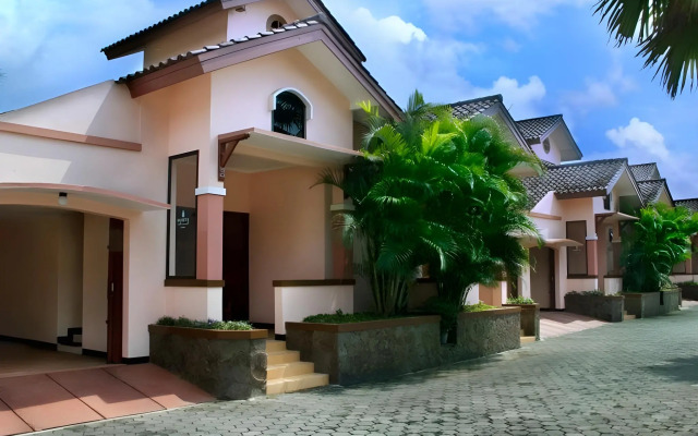 Atrium Resort & Hotel
