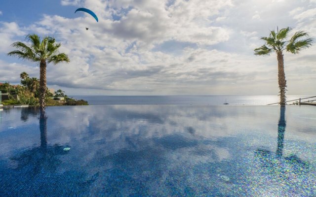 Luxury Holiday - Madeira Oceanview Paradise