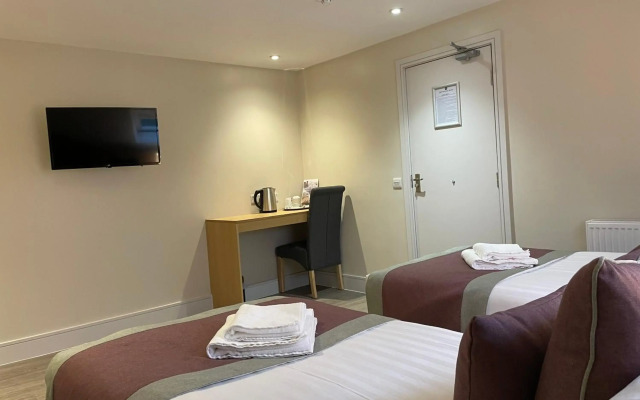 Holtwhites Hotel