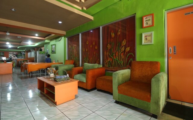 Airy Eco Syariah Tebet Stasiun Cawang Asem Baris Raya 158