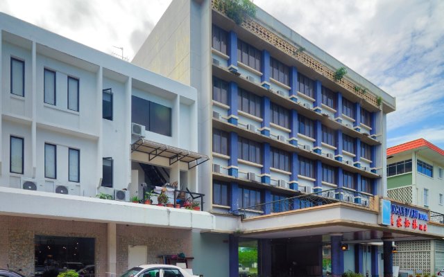 Megah D'Aru Hotel