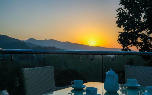 The First View Resort Lansdowne