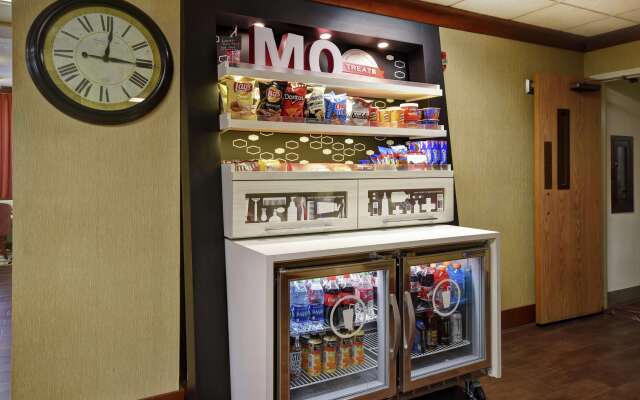 Hampton Inn St. Louis/Westport