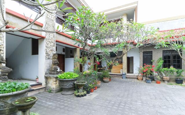 Puri Jayaraja Guest House