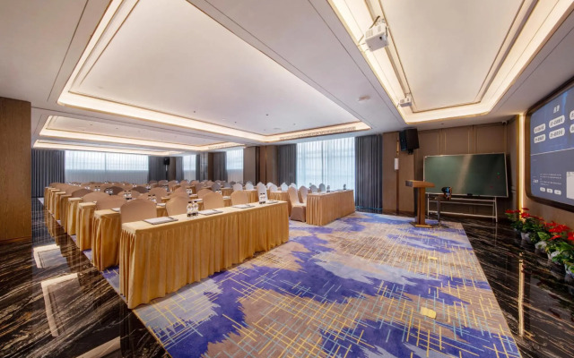 UrCove by HYATT Shenzhen Luohu