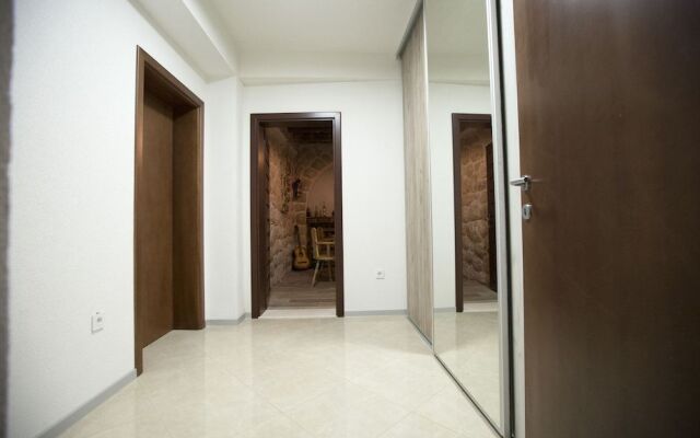 Apartments Bago