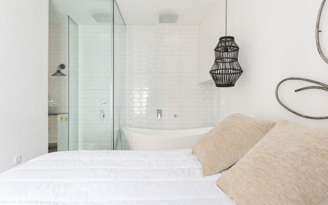 Cozy Holiday Apartment With Terrace and BBQ