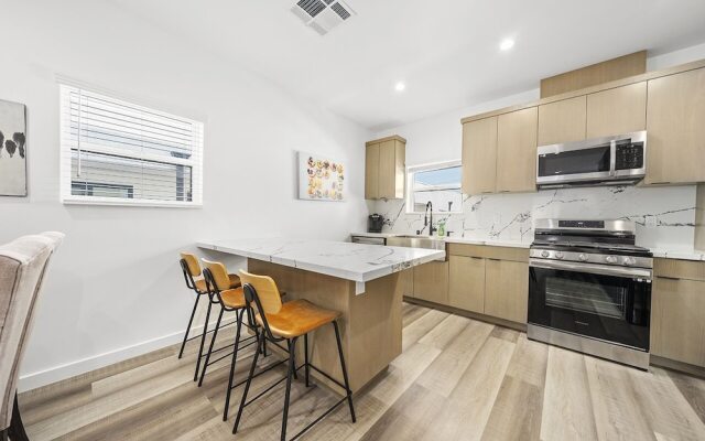 Comfort Suite Hollywood