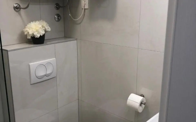 Room Marina