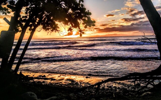 Surf Break at Paunch