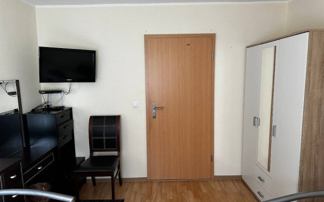 WG-Hostel