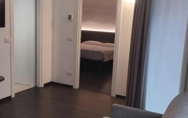 Venice Terminal Apartments & Suites