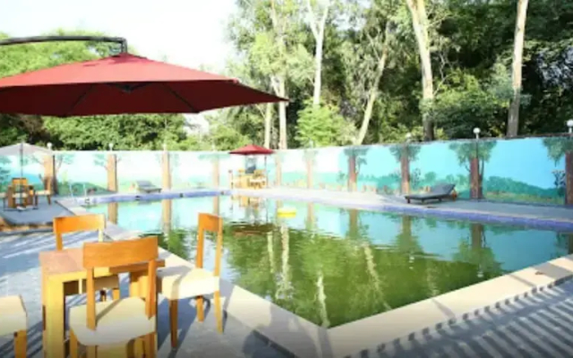 Hotel Saroj Sagar - Sagar