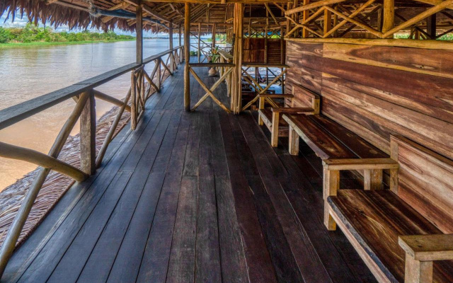 Cabaña Flotante Kurupira