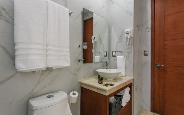 Menesse-2 Bedroom+Steps To The Ocean+Internet