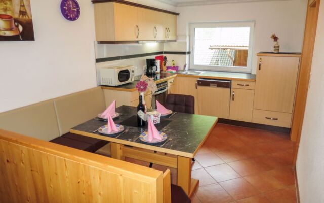 Sesselebenerhof 36723