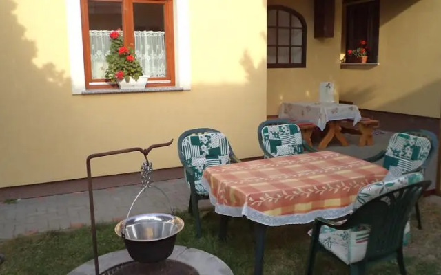 Árpád utcai Vendégház Püspökladány