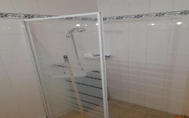 LOGEMENT T2 PMR piscine Privée 400m de la Plage
