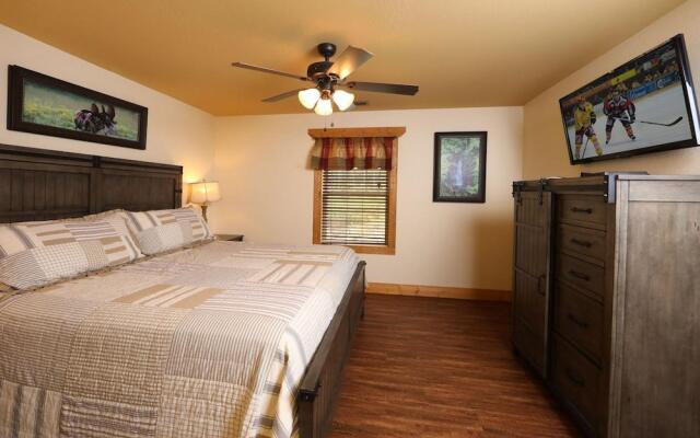 Firefly Nights - Five Bedroom Chalet