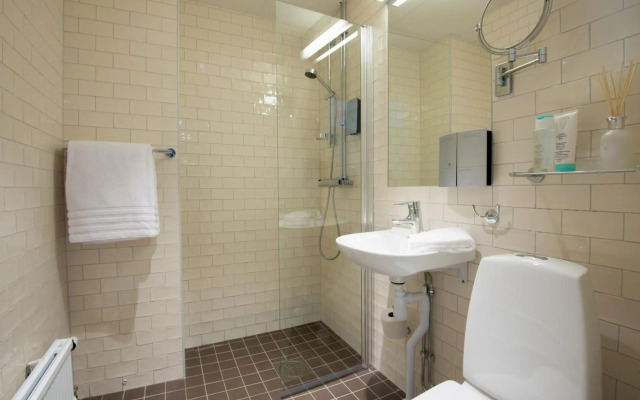 Best Western Arlanda Plus Park Airport Hotel