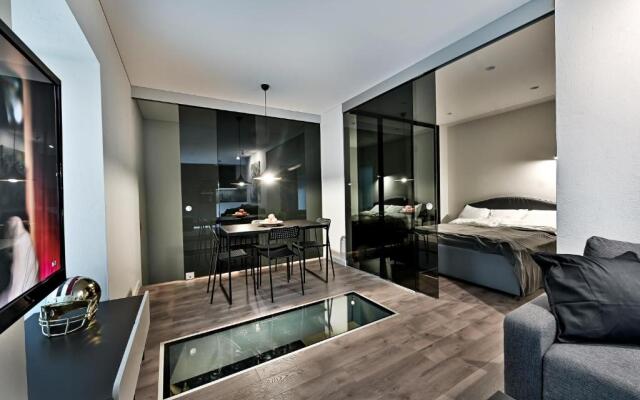 Jacuzzi Cinema loft