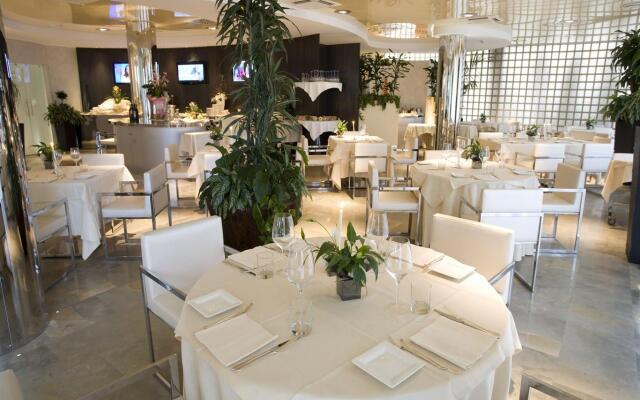 Hotel Premier & Suites