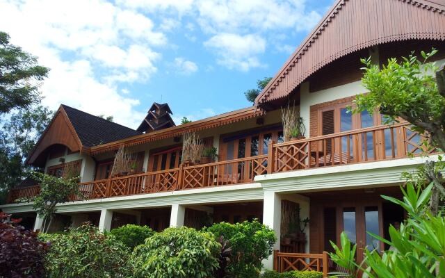 Inle Lake View Resort & Spa