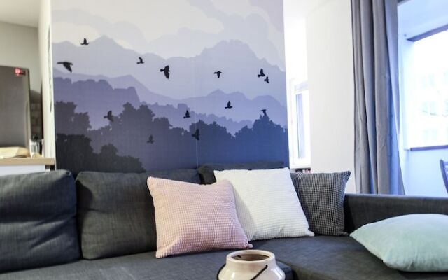 Powisle Riverside Apartment