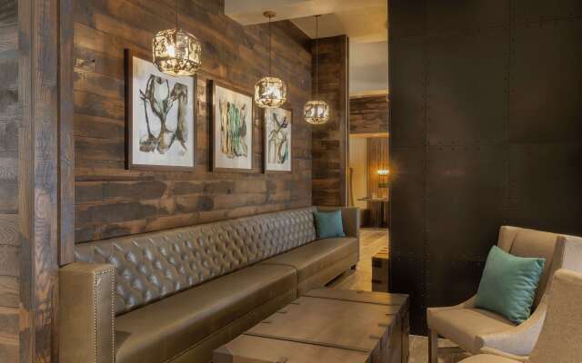 Embassy Suites by Hilton Tulsa I-44