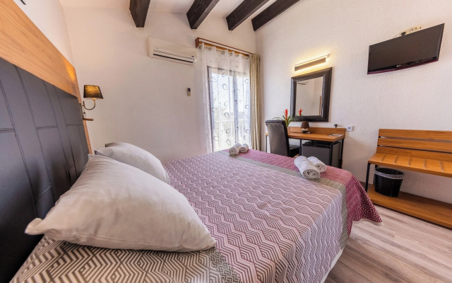 Brit Hotel Confort Helios Agde