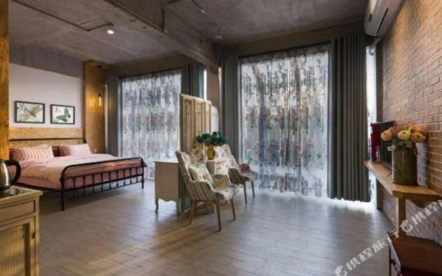 Wuyou Tongjin Mountain Inn