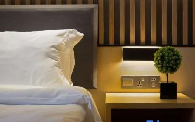 Sfeel Designer Hotel (Chengdu Jiuyan Bridge Shop)