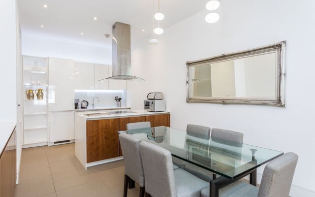 London Kensington Apartment