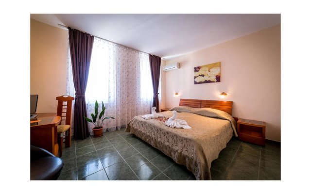 Hotel Kavkaz Golden Dune