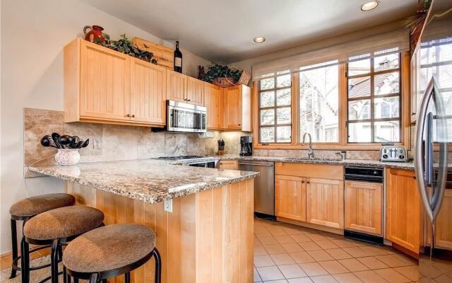 Telluride Alpine Lodging