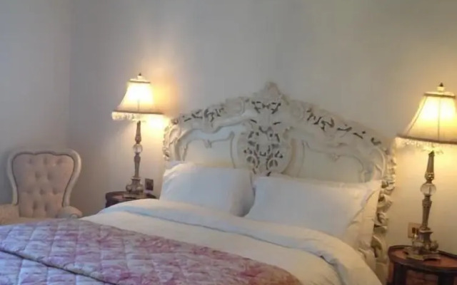 Westbrook Country House