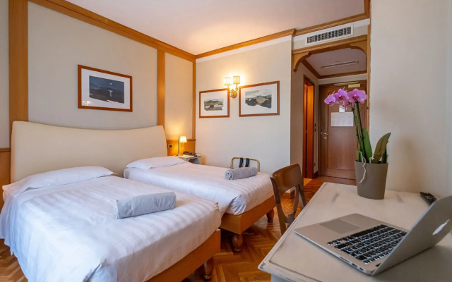 Iseolago Hotel