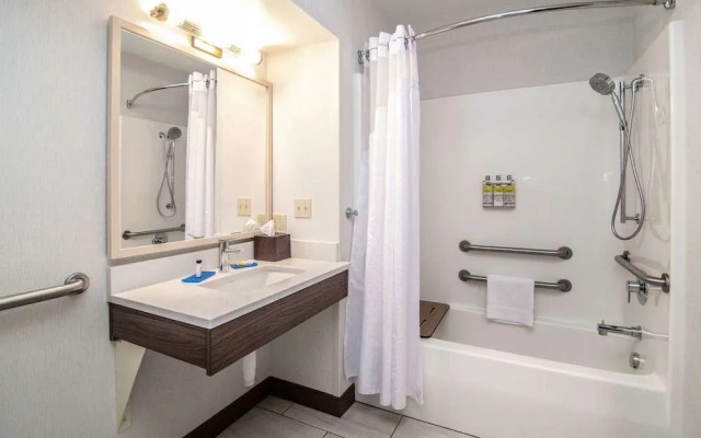 Holiday Inn Express & Suites Kalispell
