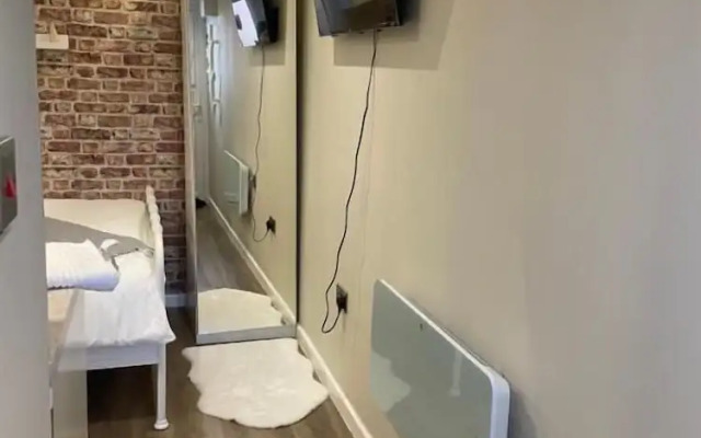 manchester modern signature studio