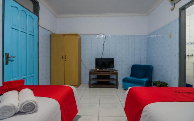 Ayadeara Guest House by Reddoorz