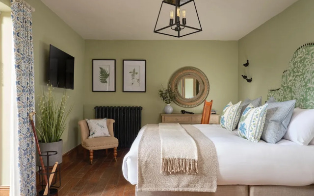 The Newbridge on Usk