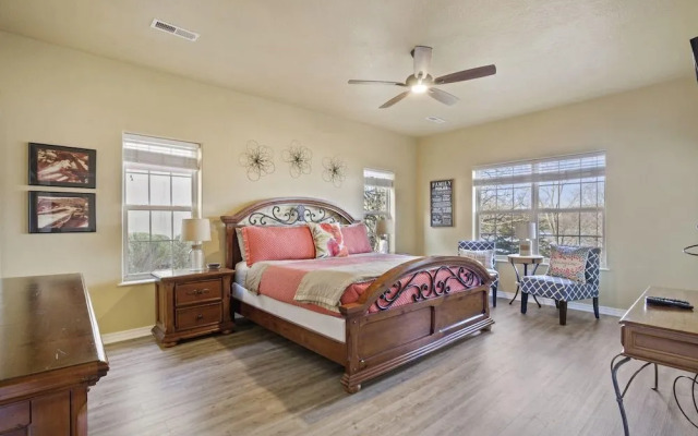 Lakefront Sanctuary - Table Rock Lake Adventures