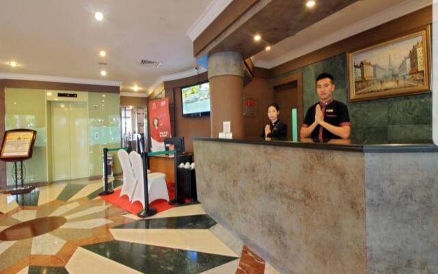Grand Eska Hotel & Suite