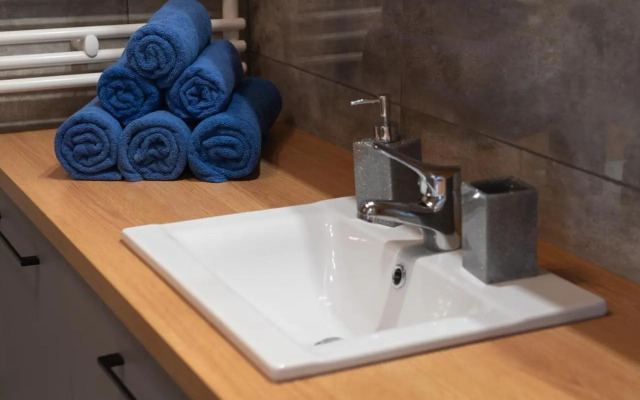 Apartament Niebieski - Okrzei (Garaż, Targi)