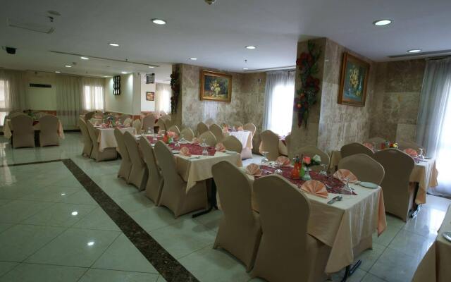 Mona Ajyad Hotel Mecca